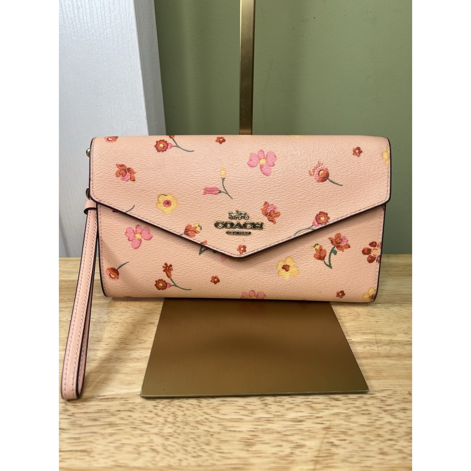 Coach Travel Envelope Wallet With Mystical Floral Print In Faded Blush Euc